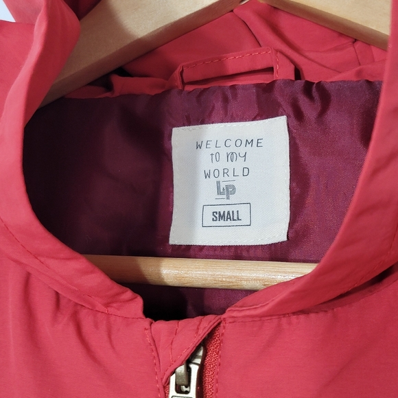 L&P Apparel Lightweight Red Rainbow Stripes Zipper Front Pockets Hoodie Small - Picture 8 of 13